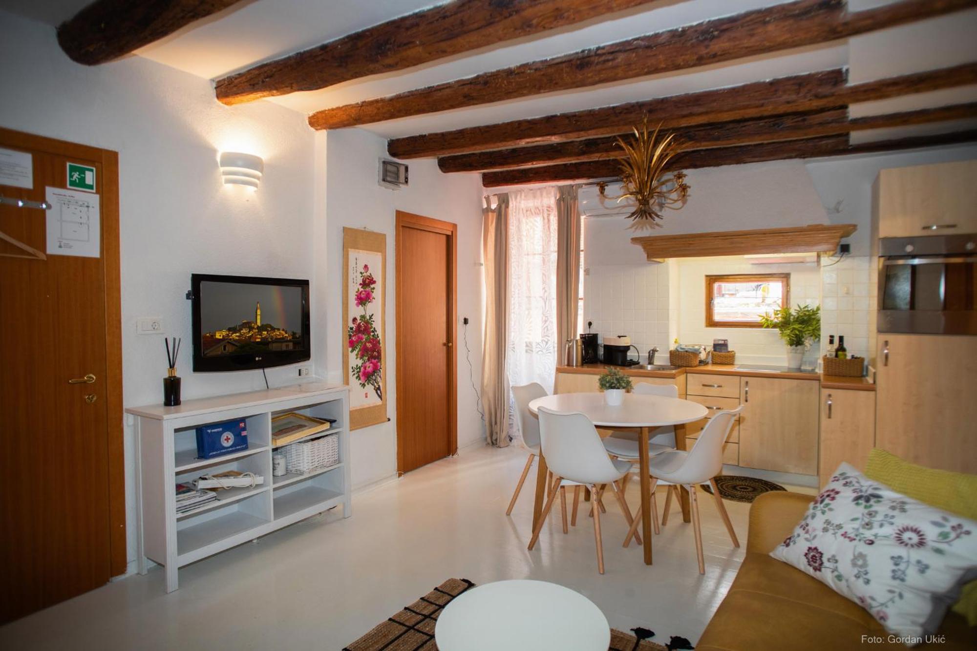 Apartment Jolli روفينج المظهر الخارجي الصورة