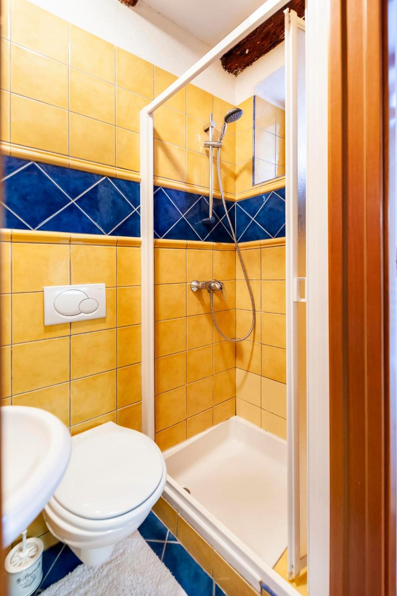 Apartment Jolli روفينج المظهر الخارجي الصورة